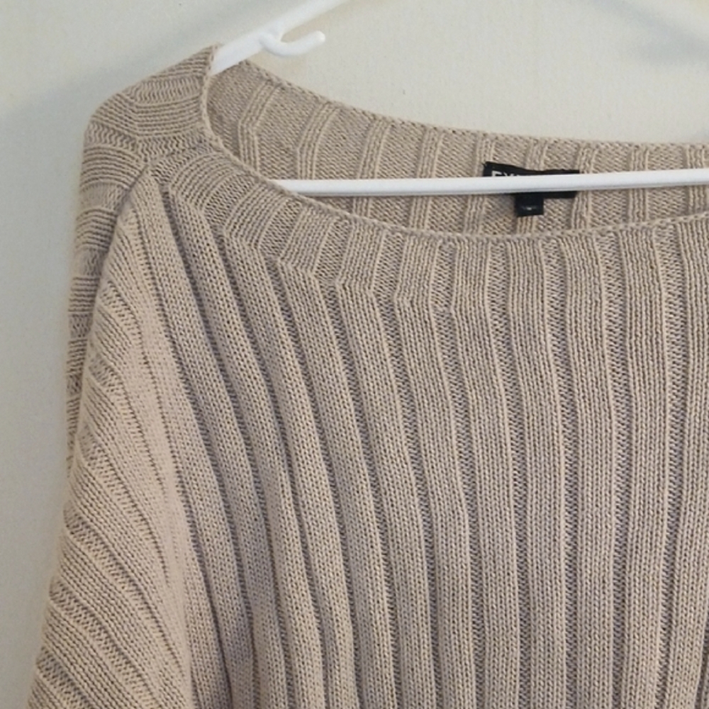 Express Women's Ribbed Sweater - Picture 5 of 9